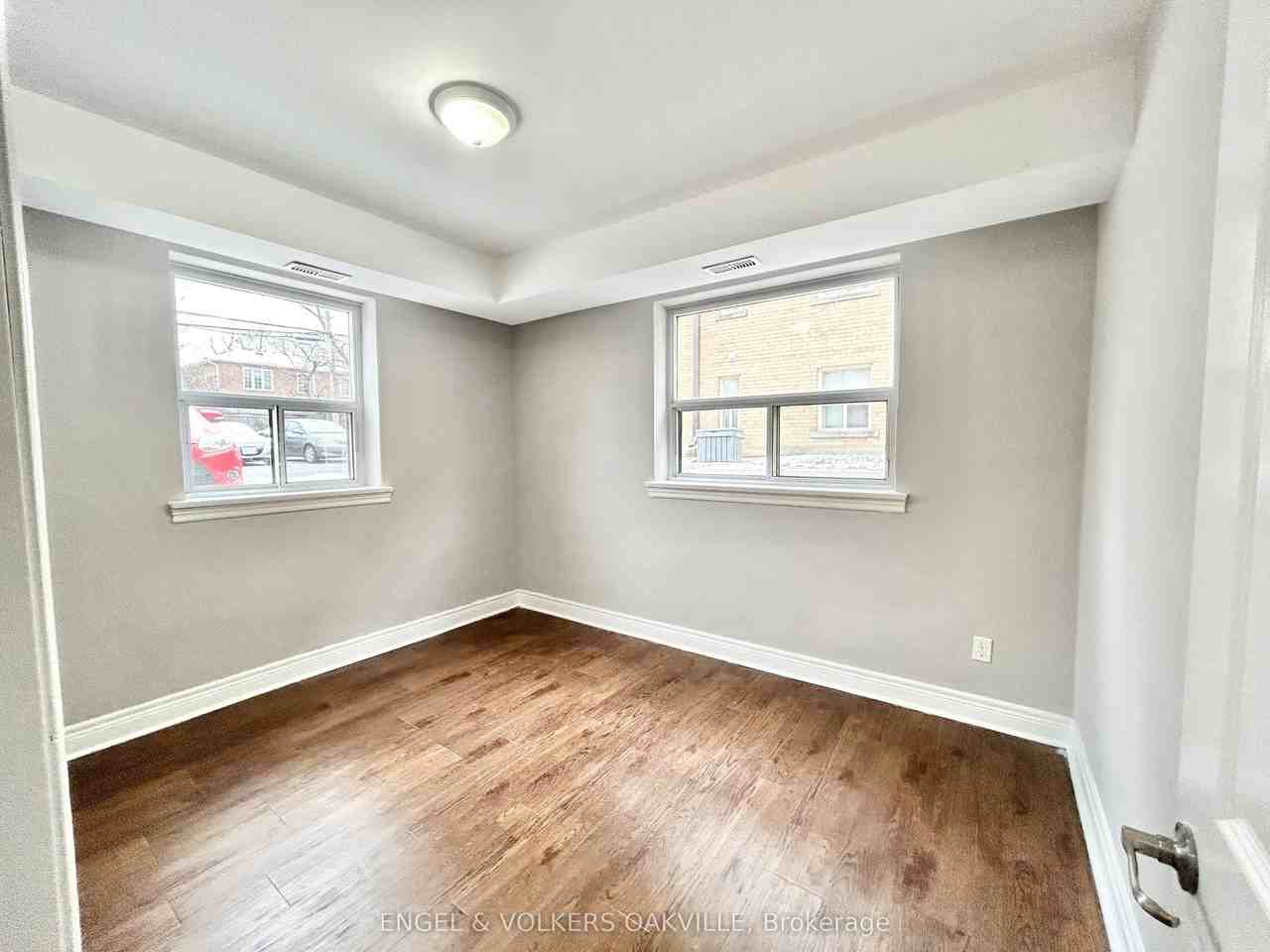 90 Twenty Fifth Street 12 - Photo 5 of 7