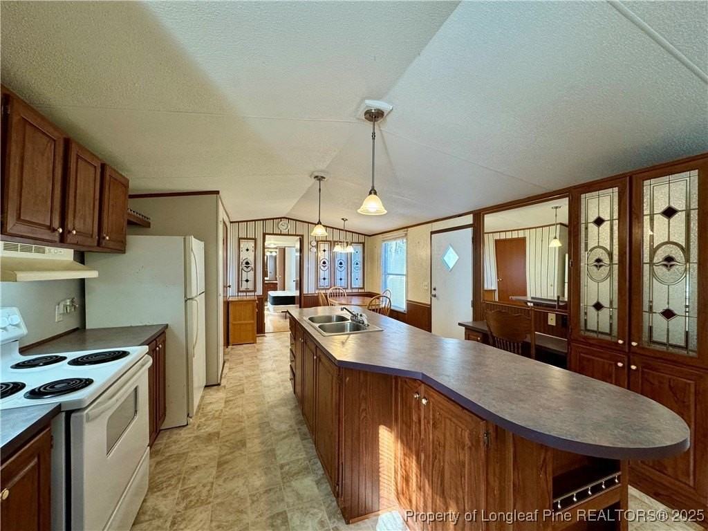 5167 Jefferson St - Photo 5 of 21