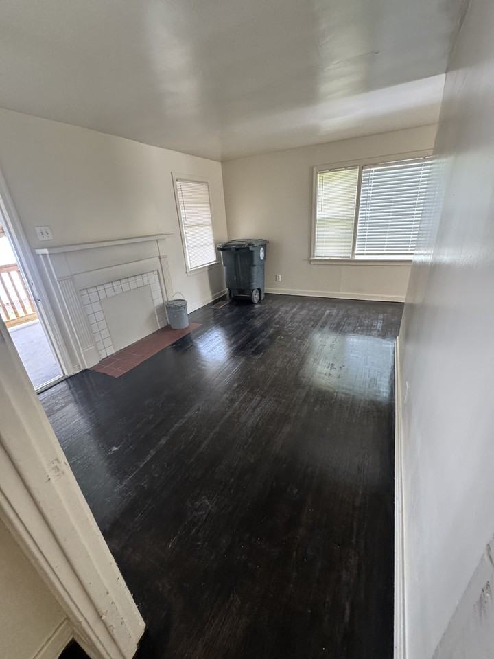 3927 37th Ave N #1 - Photo 6 of 16