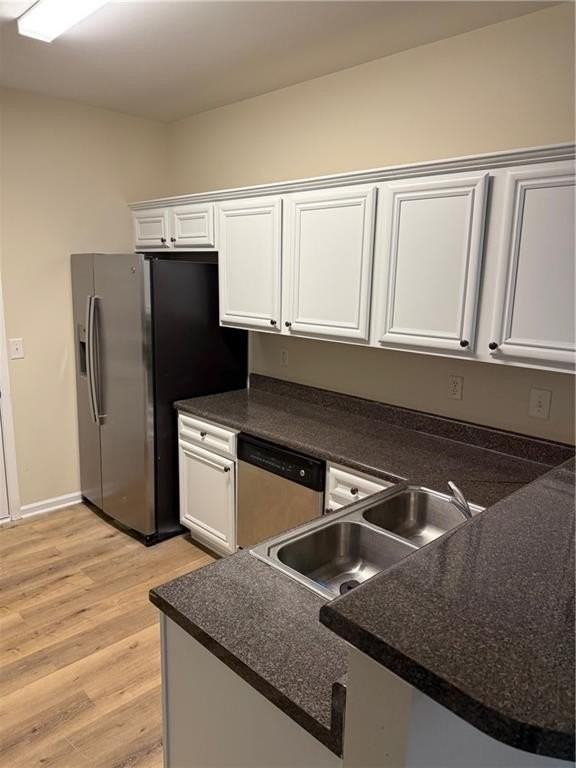 1277 Houndslake Dr - Photo 2 of 12