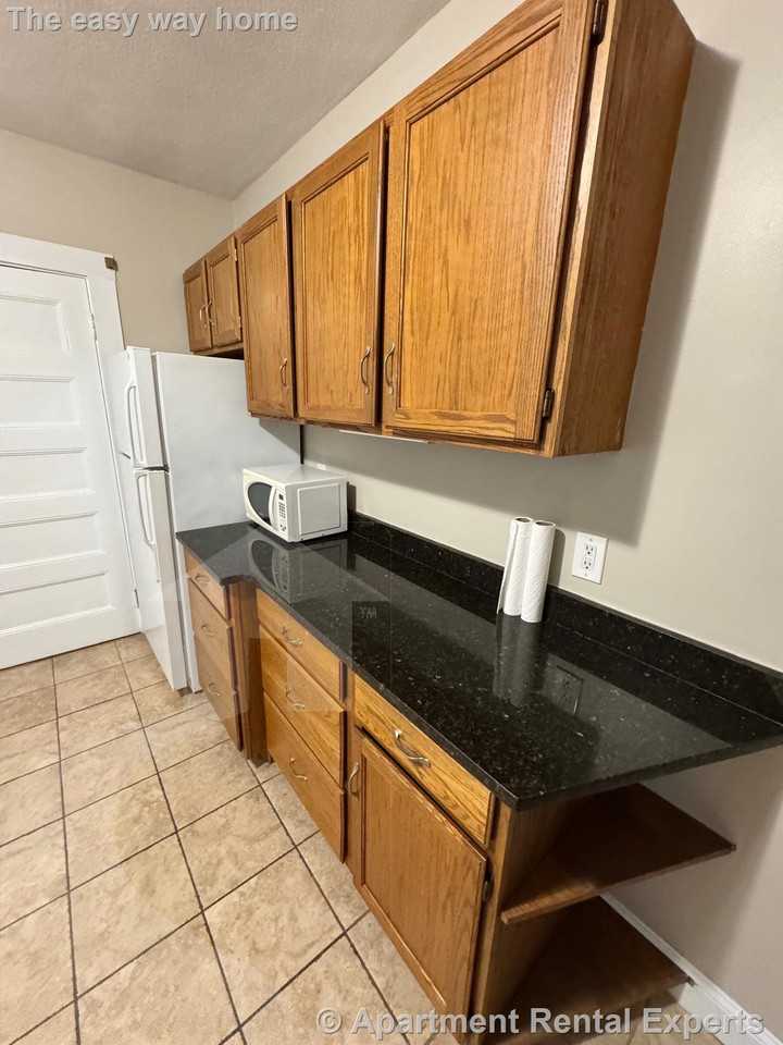 97 Marion St #1 - Photo 3 of 16