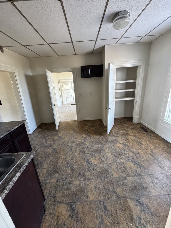 3900 38th Ave N #1 - Photo 3 of 17