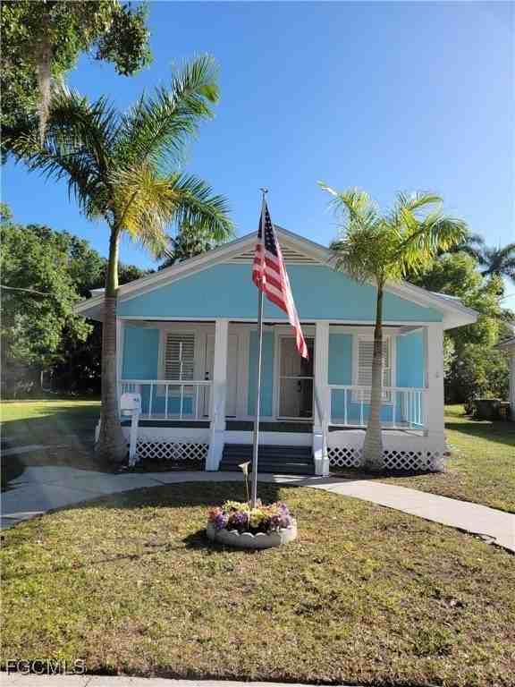 1603 Woodford Ave - Photo 4 of 34