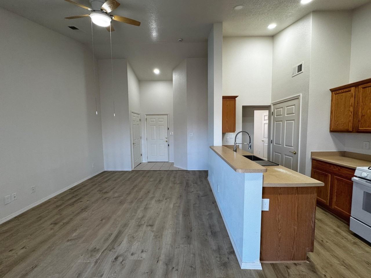 1109 Meadowlark Way Se Apt C #C - Photo 5 of 28