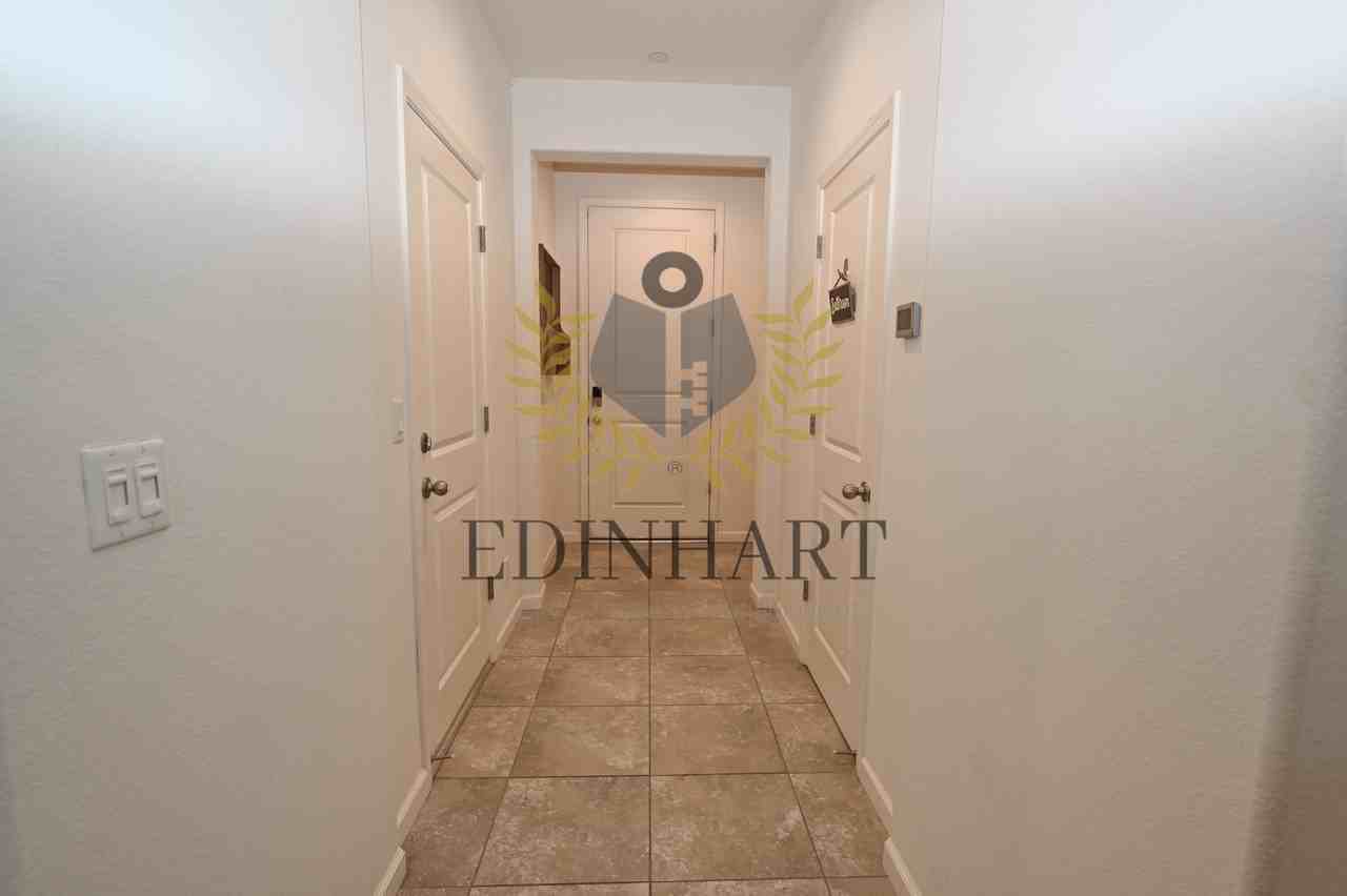 893 Fir St W #1 - Photo 5 of 50