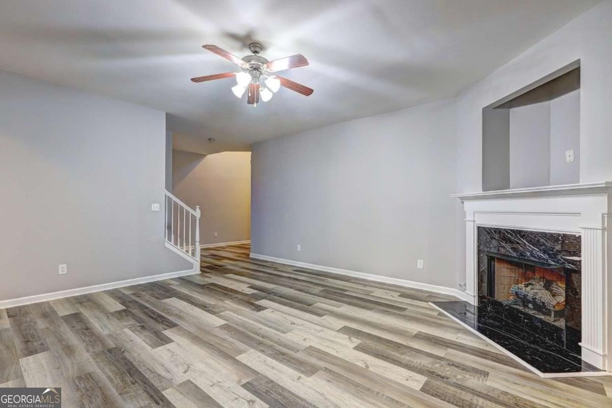 118 Meeting Place Rd - Photo 6 of 32