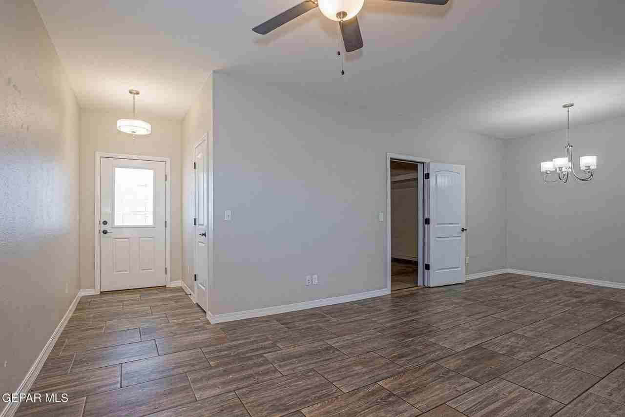 807 Hc Gilbert Minjares Dr Unit B #B - Photo 3 of 19