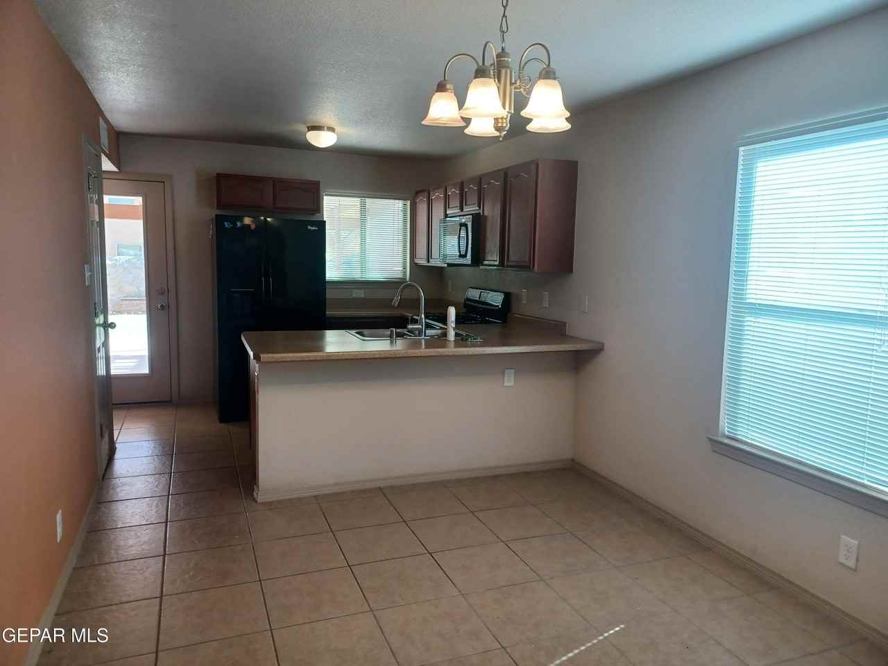 2300 Honey Dew - Photo 3 of 24