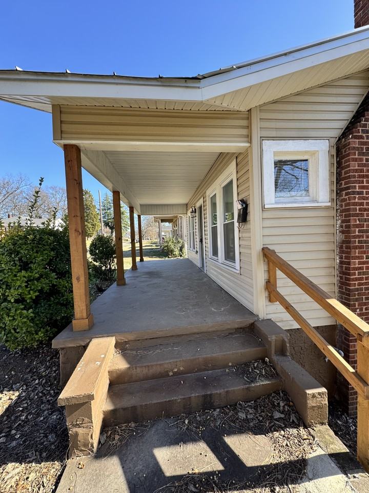 3915 38th Ave N #A - Photo 2 of 16