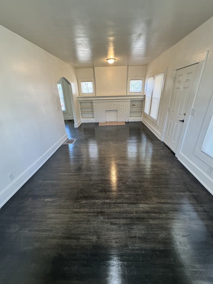 3915 38th Ave N #A - Photo 3 of 16