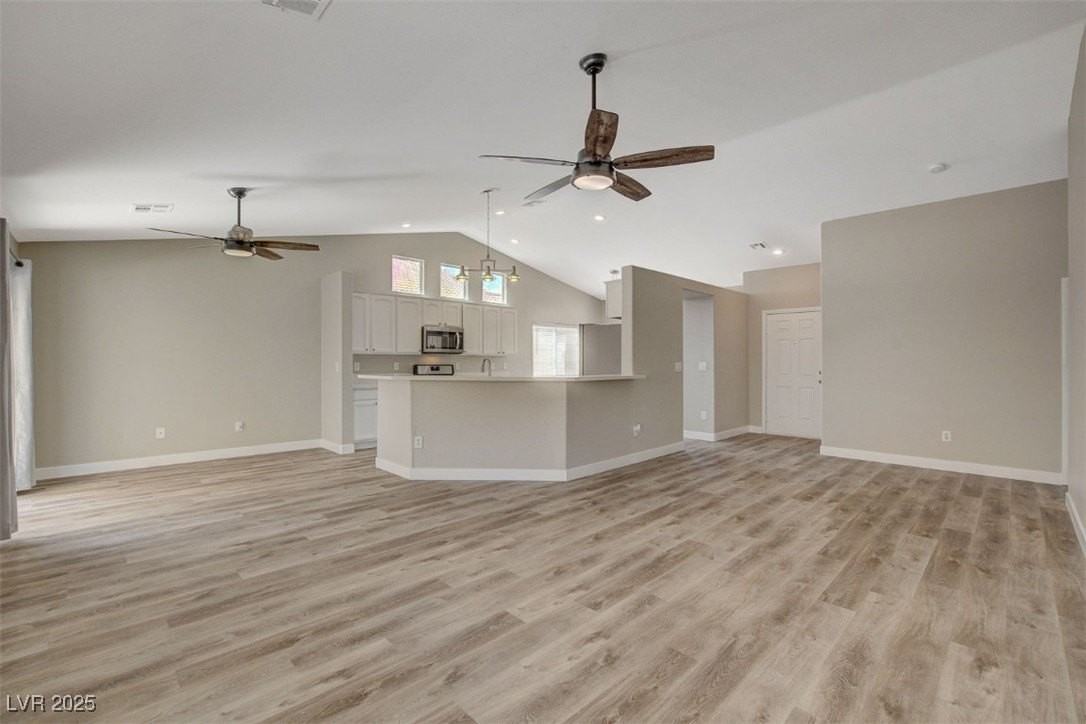 8040 Villa Rosarito St - Photo 6 of 42