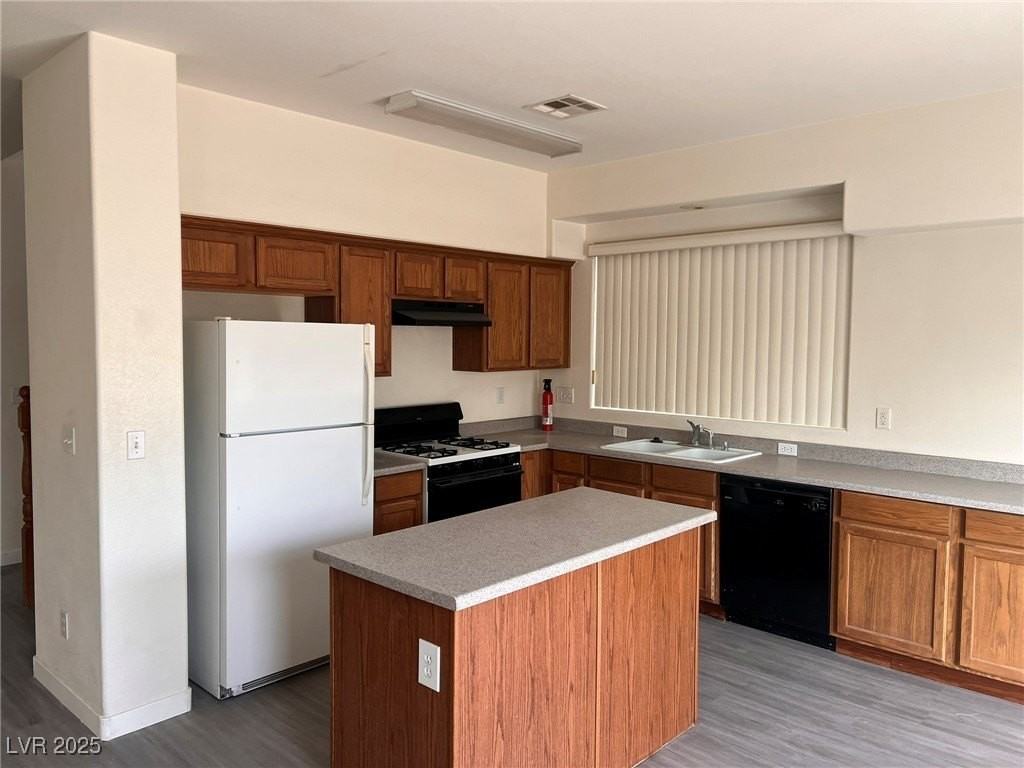 7828 Montour Falls St - Photo 7 of 22