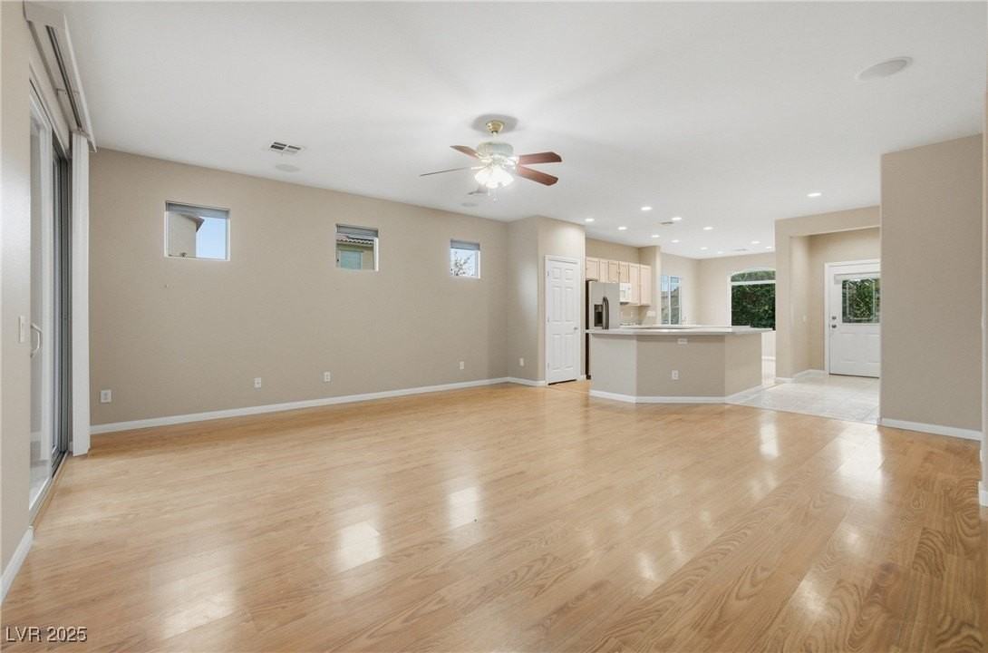 10631 Sweet Lily Ct - Photo 5 of 29