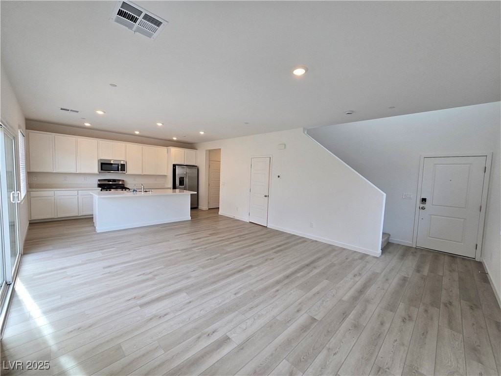 530 Preston Crest St - Photo 3 of 24