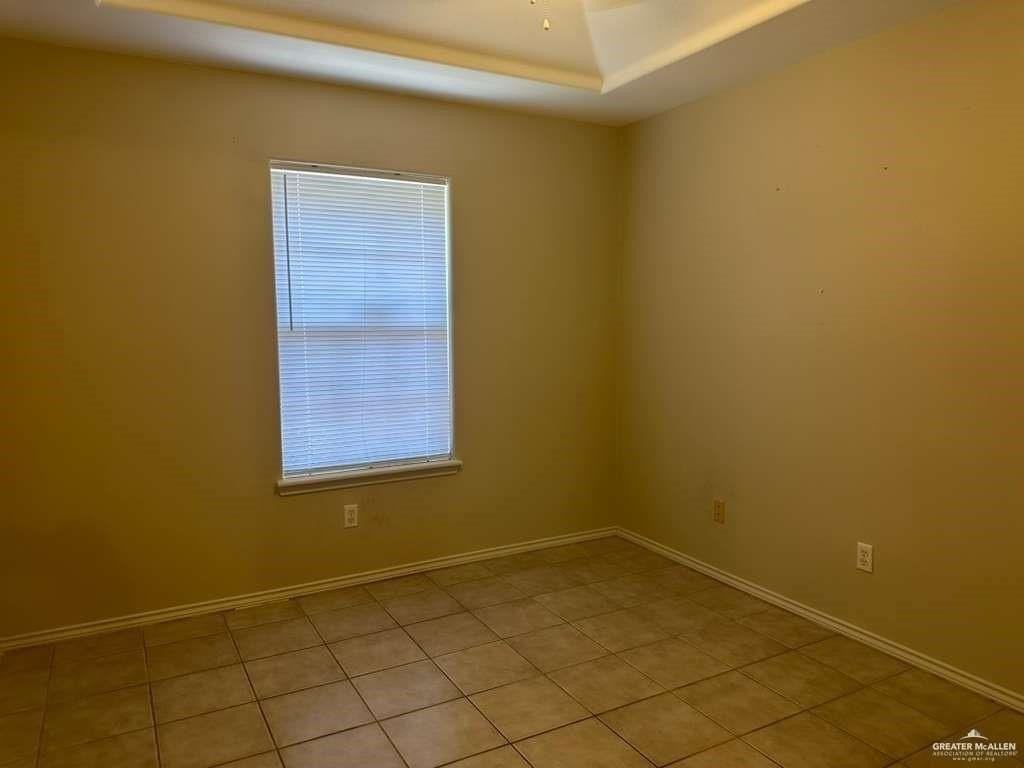 2617 Fort Brown Ave #2 - Photo 3 of 7