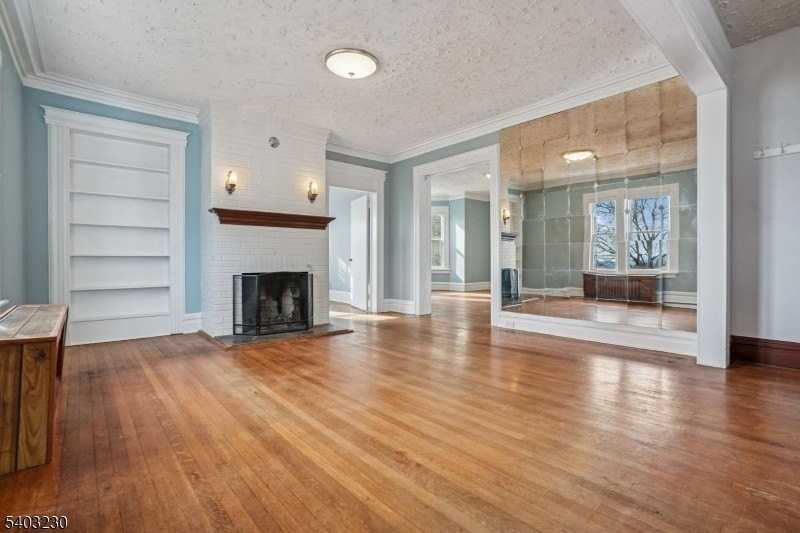 216 William St #1 - Photo 4 of 21