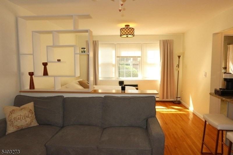 605 Grove St Apt E9 - Photo 5 of 13