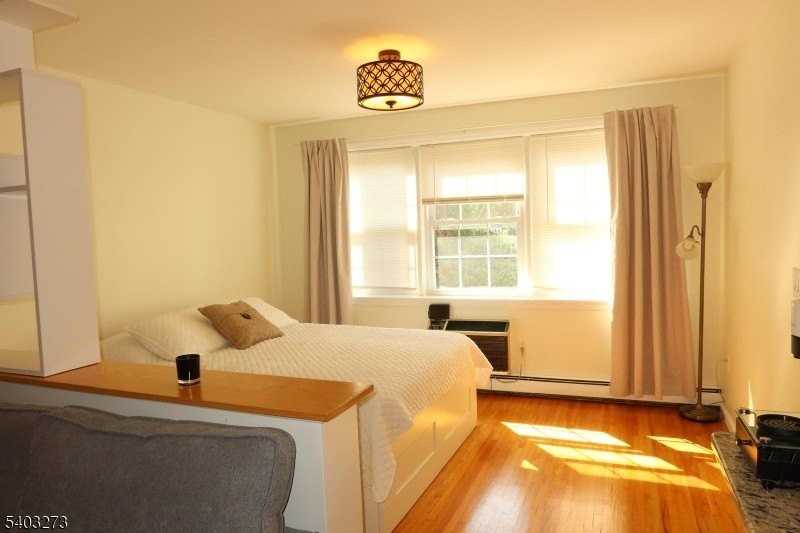 605 Grove St Apt E9 - Photo 6 of 13