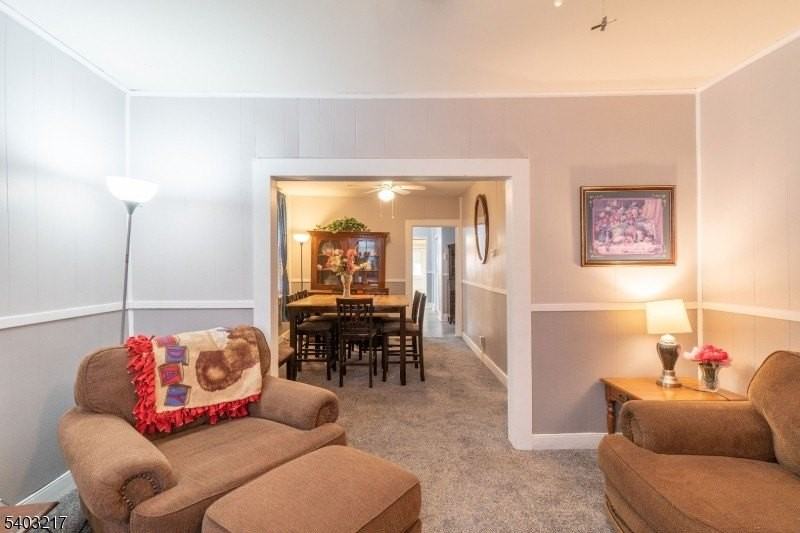 39 Rose St - Photo 4 of 37