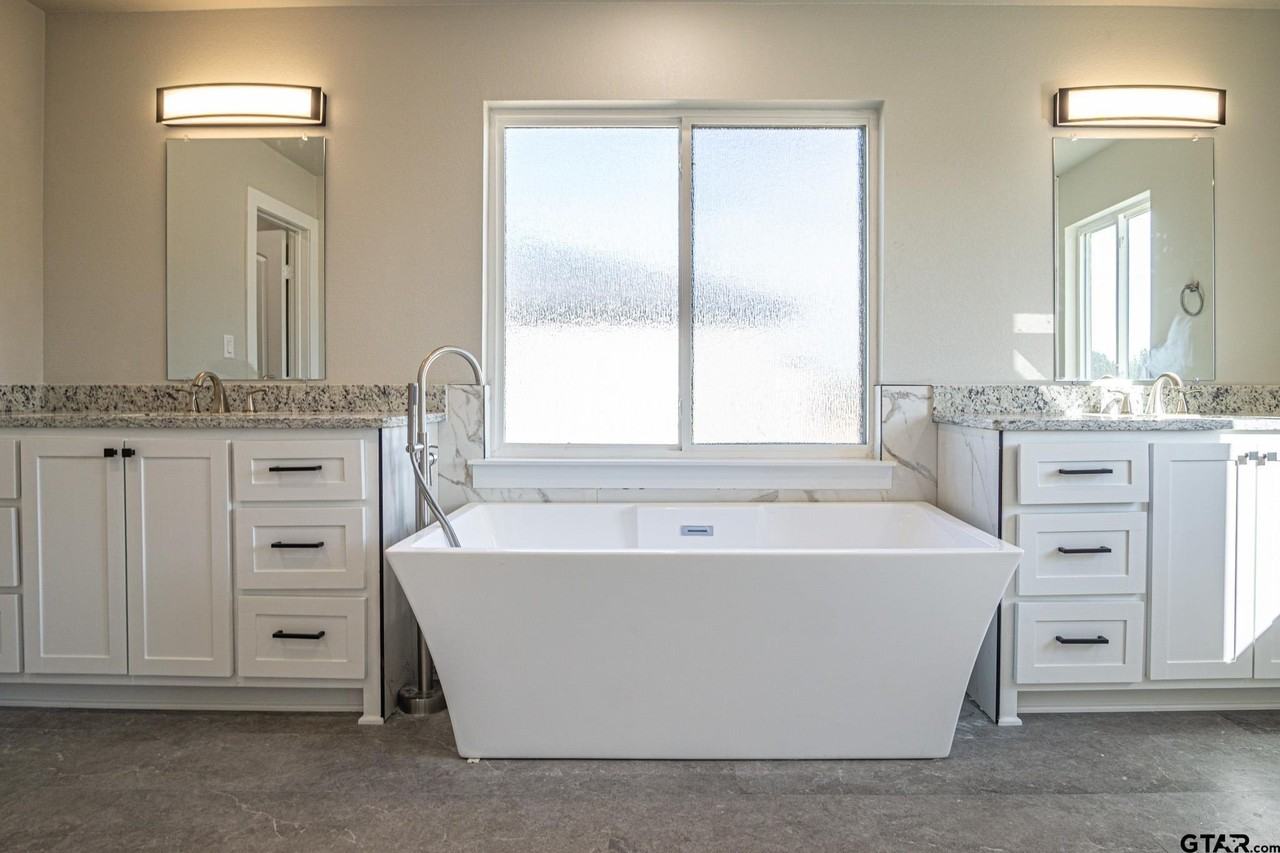 15463 Anna Ln - Photo 7 of 14