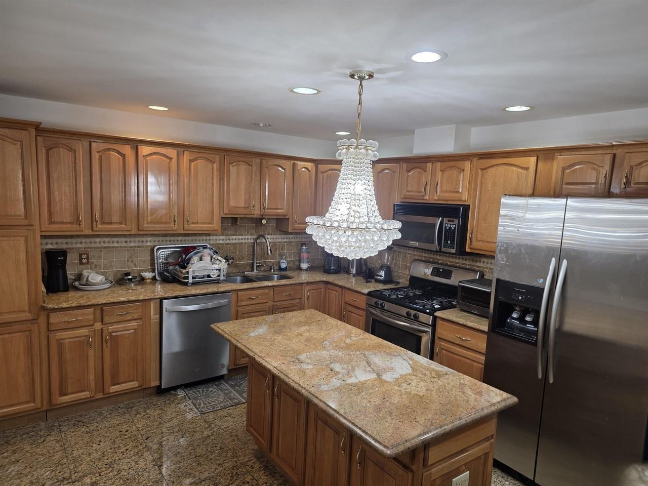 7014 Grand Ave - Photo 6 of 13