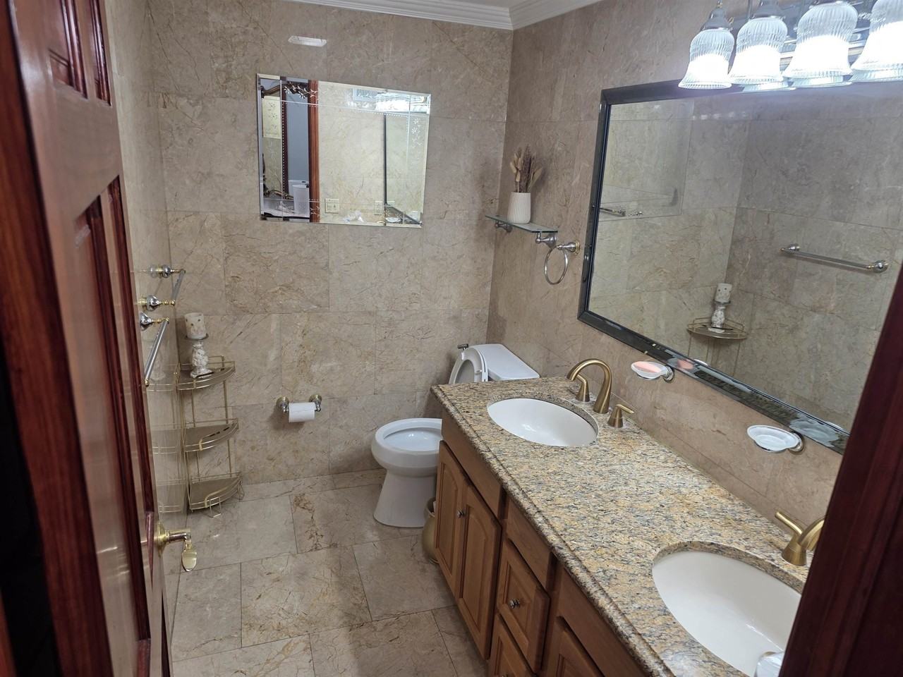 7014 Grand Ave - Photo 7 of 13