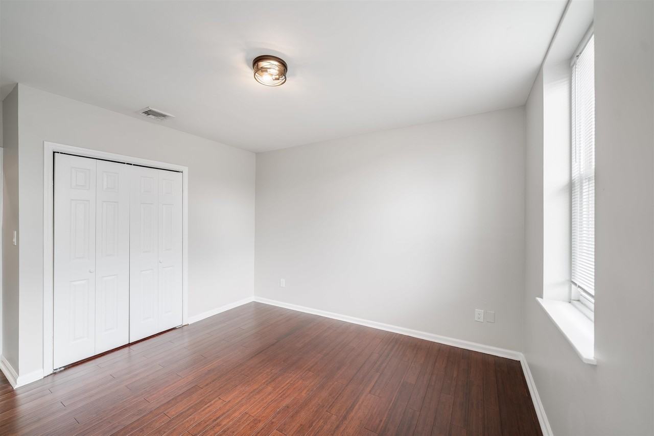 316 Jefferson St #C2 - Photo 7 of 16