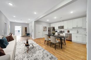 725 Sip St #303 - Photo 1 of 1