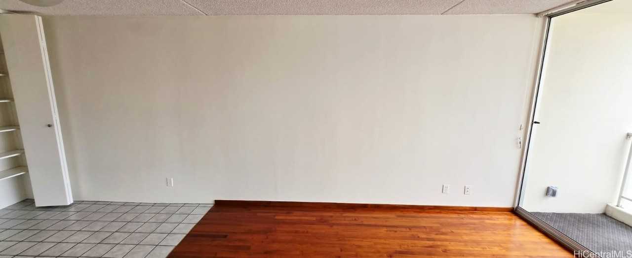 400 Hobron Ln Apt 2412 #2412 - Photo 3 of 25