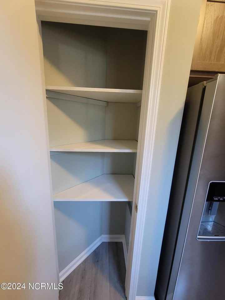 4220 Wilshire Blvd Apt 106 #106 - Photo 7 of 22