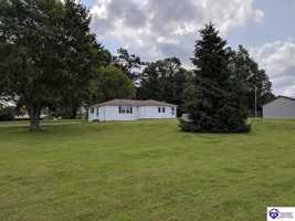 featured image of 638 Miller Rd