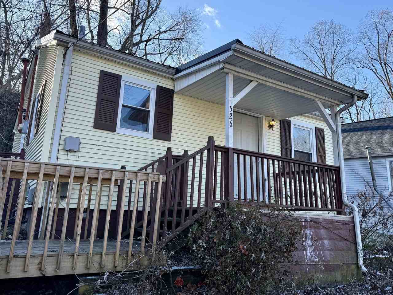 526 Old Stage Rd - Photo 2 of 11