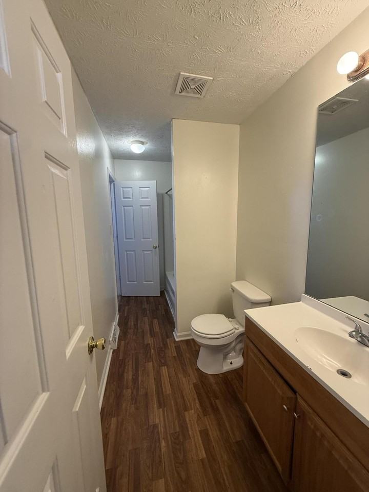 388 S Eagle Creek Dr - Photo 6 of 17