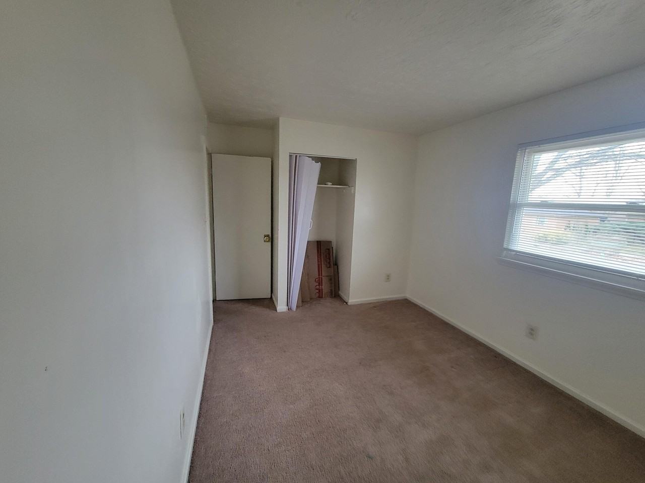 3962 Northampton Dr - Photo 6 of 11