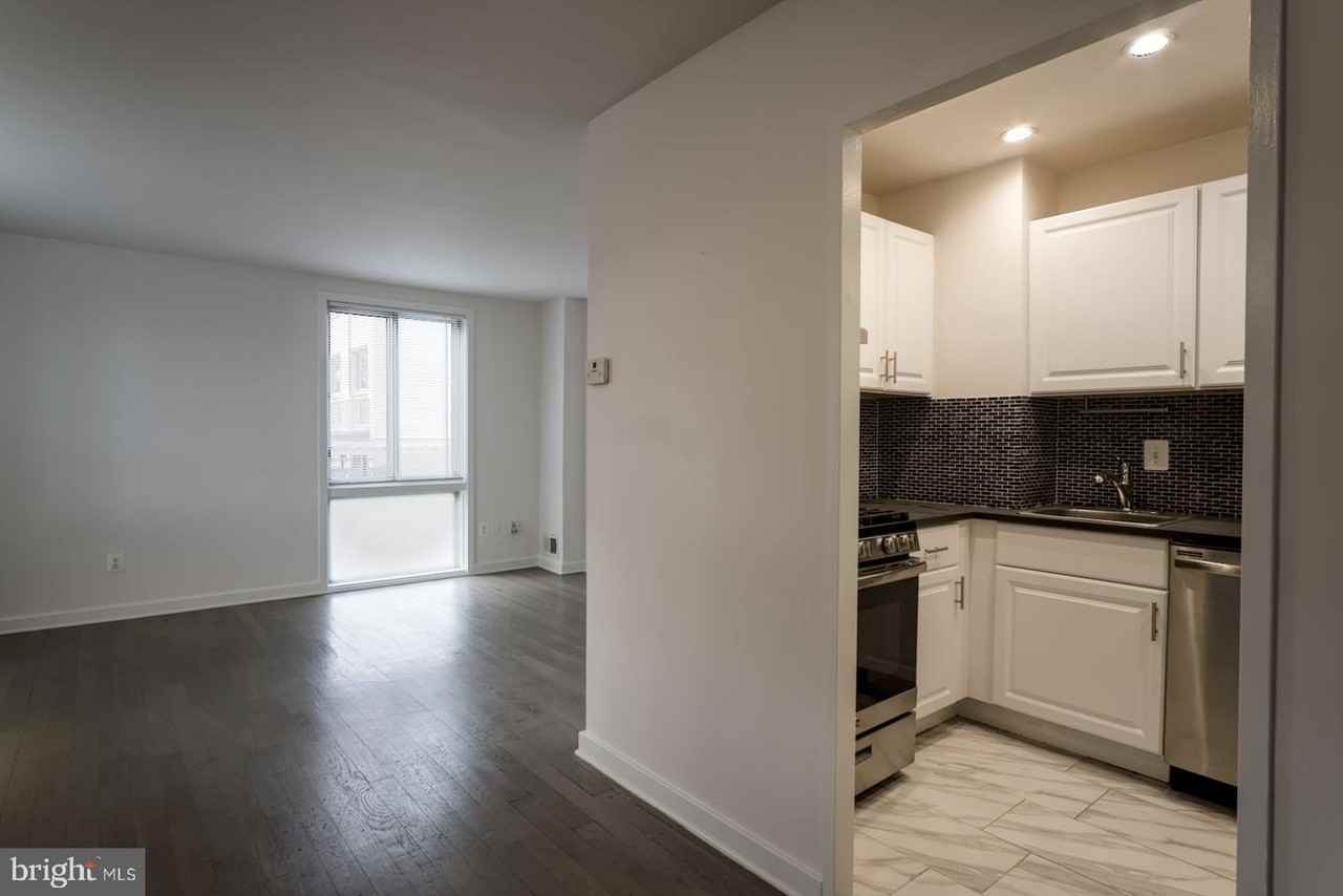 301 I St Sw - Photo 7 of 30