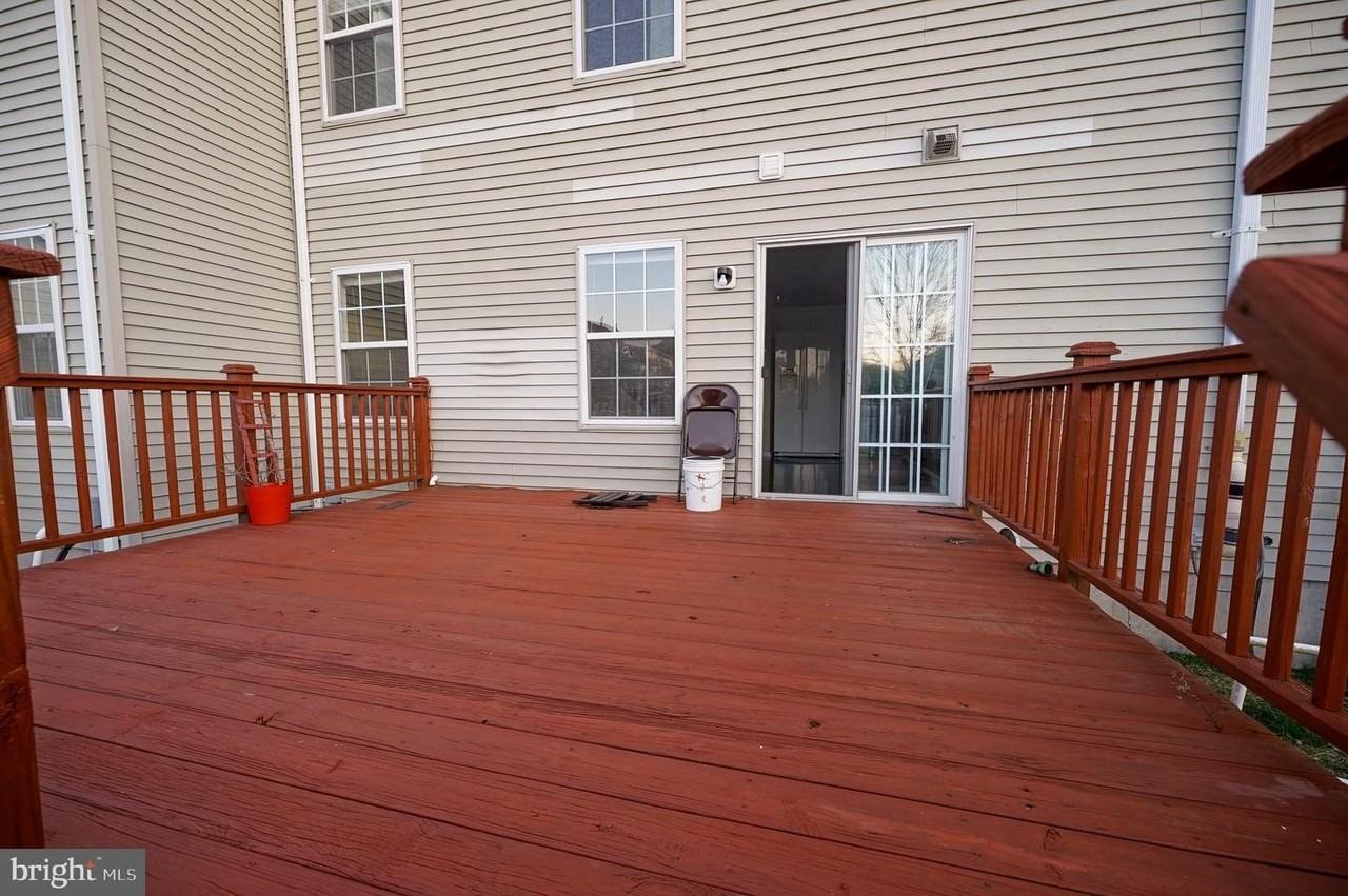 152 Hearthstone Ln - Photo 4 of 37