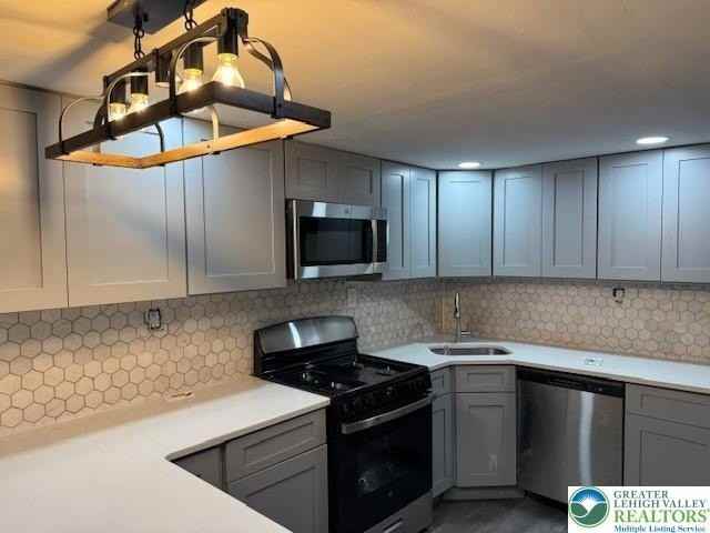 538 W Green St - Photo 6 of 34