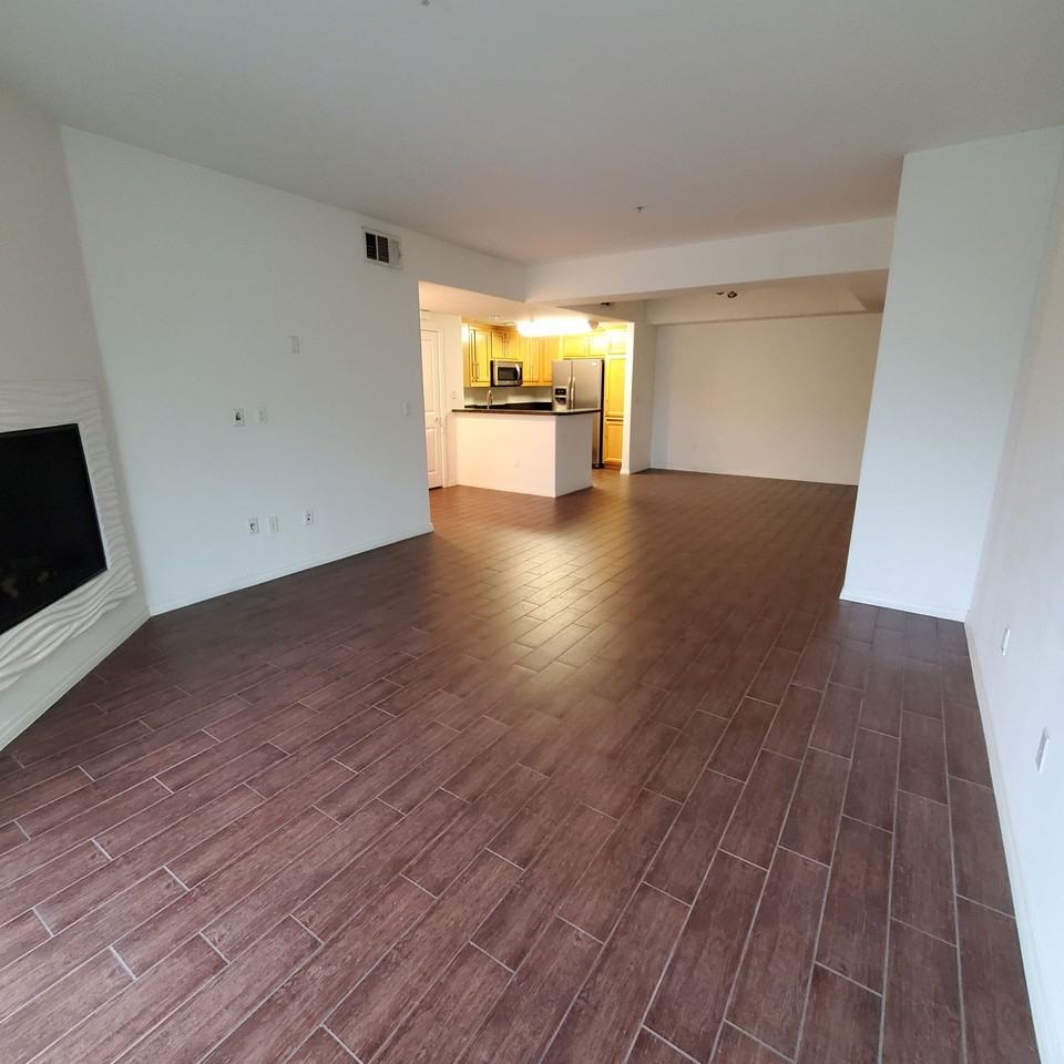 11925 Kling St #111 - Photo 2 of 8