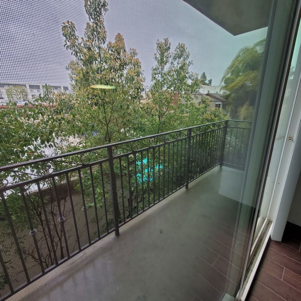 11925 Kling St #111 - Photo 3 of 8