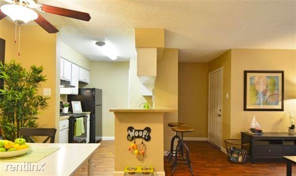 17710 Red Oak Dr Houston, TX 77090 Apartments in Northside Village