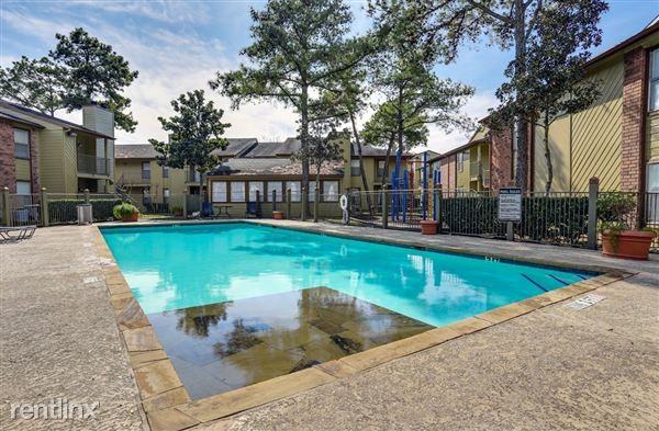 14355 Cornerstone Village Houston, TX 77014 - Photo 3 of 7