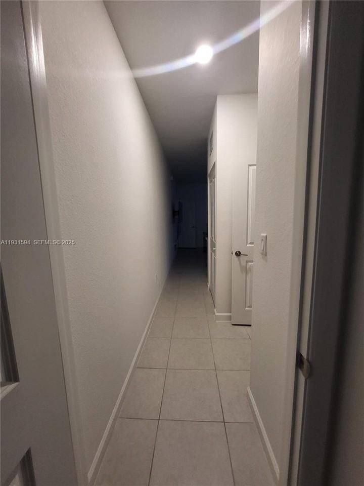 11950 Sw 243rd St - Photo 5 of 11