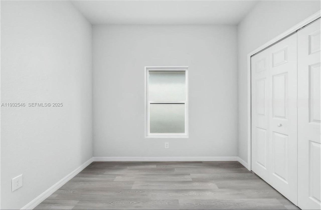 1483 Las Villas Blvd #1483 - Photo 3 of 15