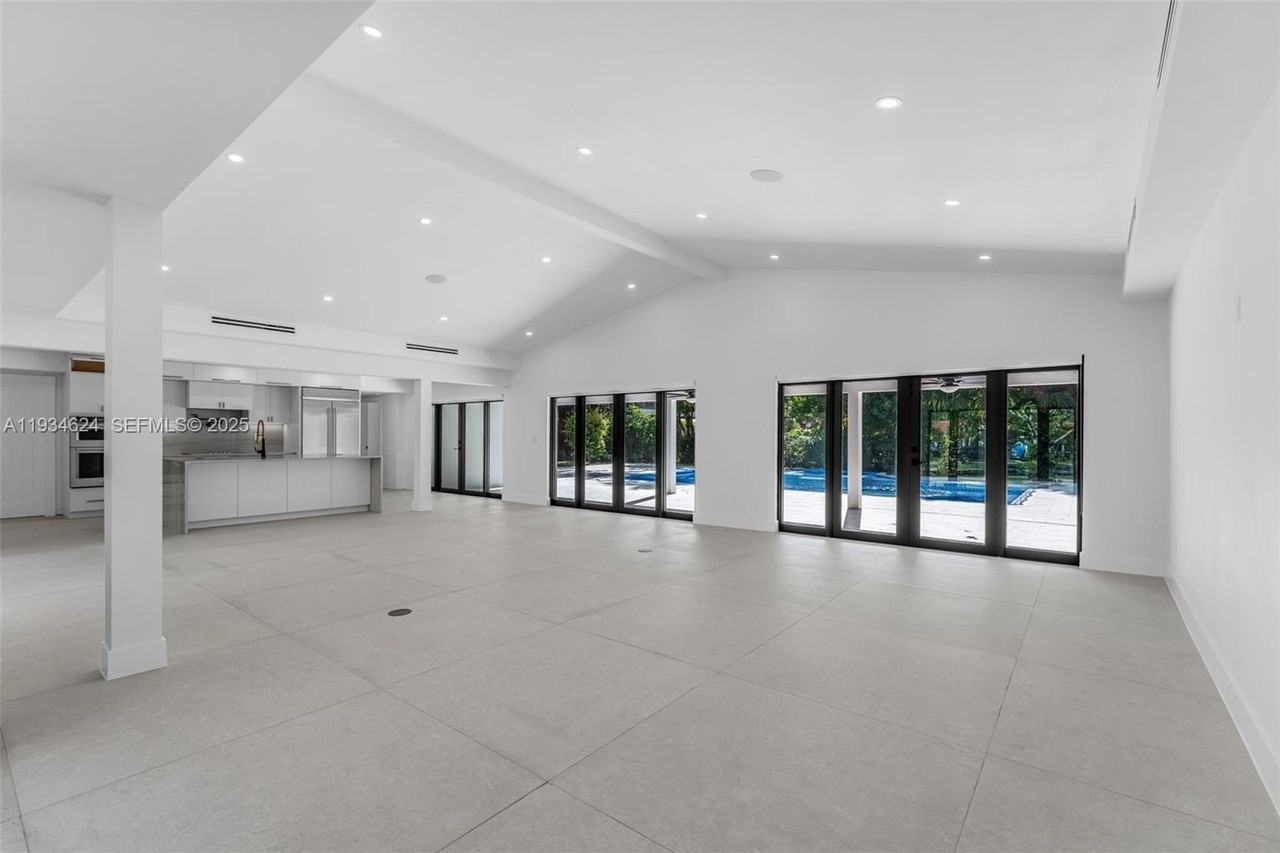 7760 Sw 125th Ter - Photo 6 of 50