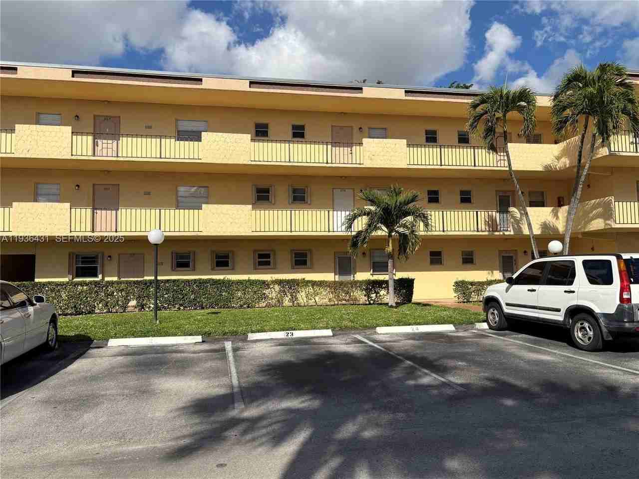 351 Cambridge Rd #108 - Photo 5 of 37