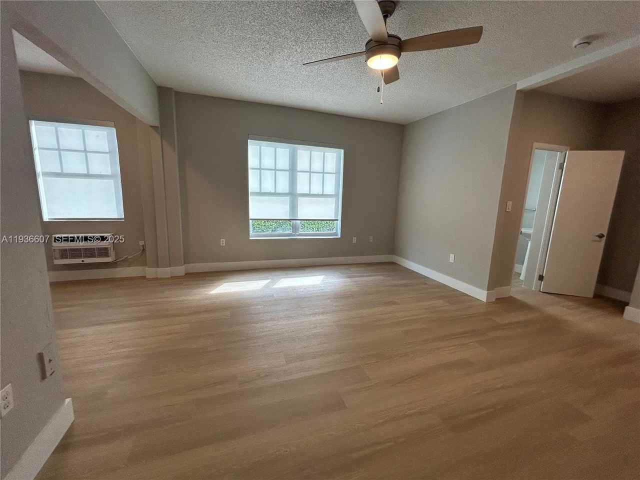 1017 Jefferson Ave #106 - Photo 3 of 10