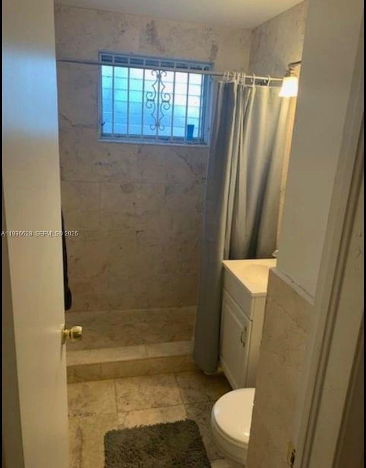 8420 Byron Ave #3 - Photo 4 of 12