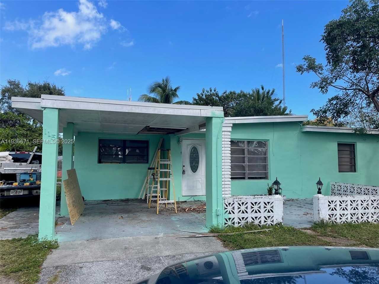 115 Virginia Rd #115 - Photo 2 of 12