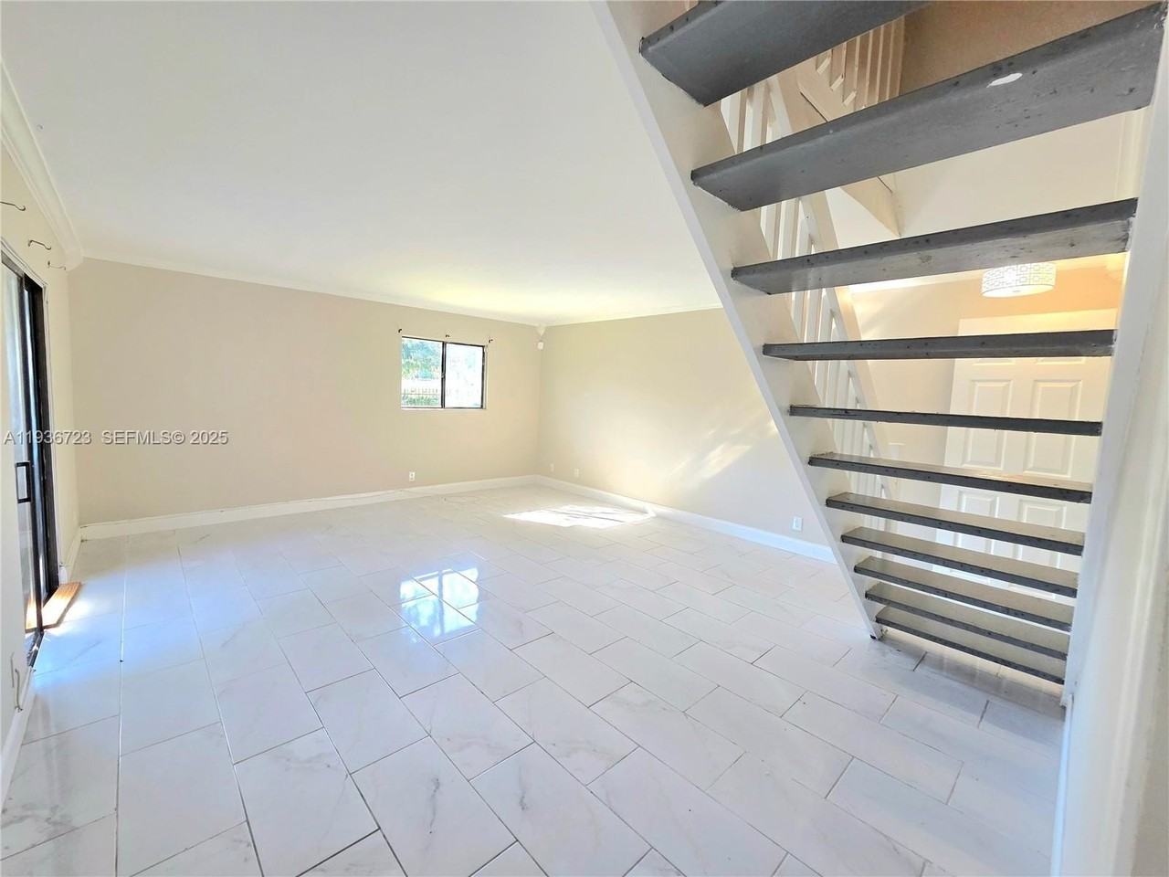 121 San Remo Blvd #121 - Photo 3 of 25