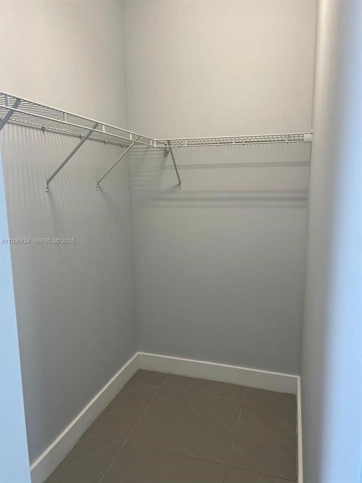 6412 Nw 105th Pl - Photo 3 of 18